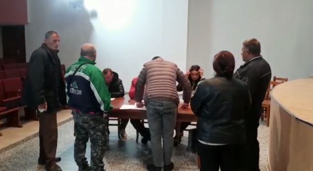 Zgjedhjet për kreun e PD në Bulqizë, “Rithemelimi”: Votues edhe socialistë, kush janë kandidatët