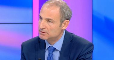 Tensioni mes Berishës dhe Alibeajt në Kuvend, si e komenton Aldo Bumçi