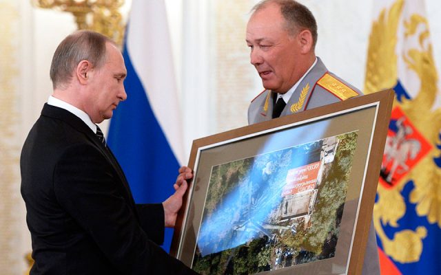 Gjenerali i Putinit që kërcënon ta kthejë Ukrainën në një Siri të dytë/ Kush është kasapi i Alepos që u nderua për punën e tij