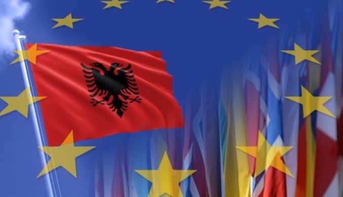 PE-ja: Shqipëria gati për hapjen e negociatave. Hera e parë që tri institucionet europiane janë njëzëri për negociatat