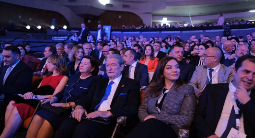 35 deputies do not participate in the National Assembly, 17 others alongside Berisha