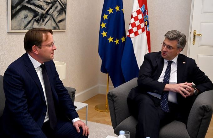 Varhelyi takon kryeministrin kroat, në fokus edhe negociatat e Shqipërisë me BE