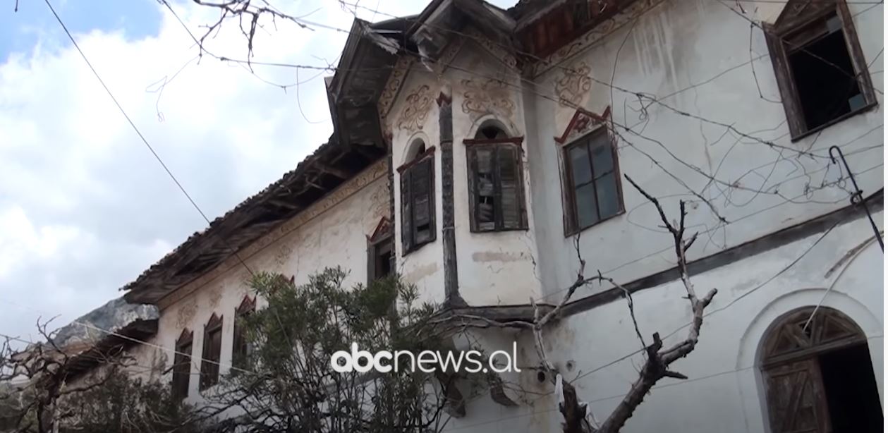 Shtëpia e veçantë 200 vjeçare në Krujë, pronarët kërkojnë restaurim pas tërmetit