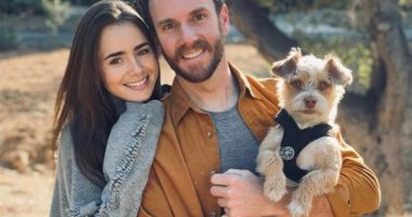 Aktorja e serialit “Emily in Paris”: Qeni im është më i famshëm se unë