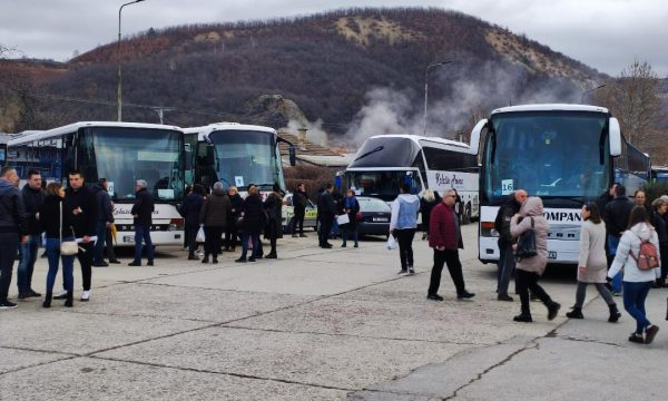 Mediat serbe raportojnë për kontrolle policore të autobusëve, Policia e Kosovës e mohon