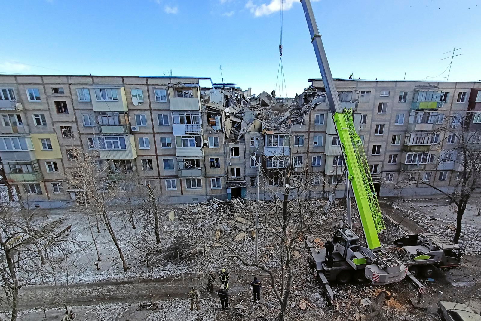 Pesë të vrarë nga sulmet me raketa në Kharkiv