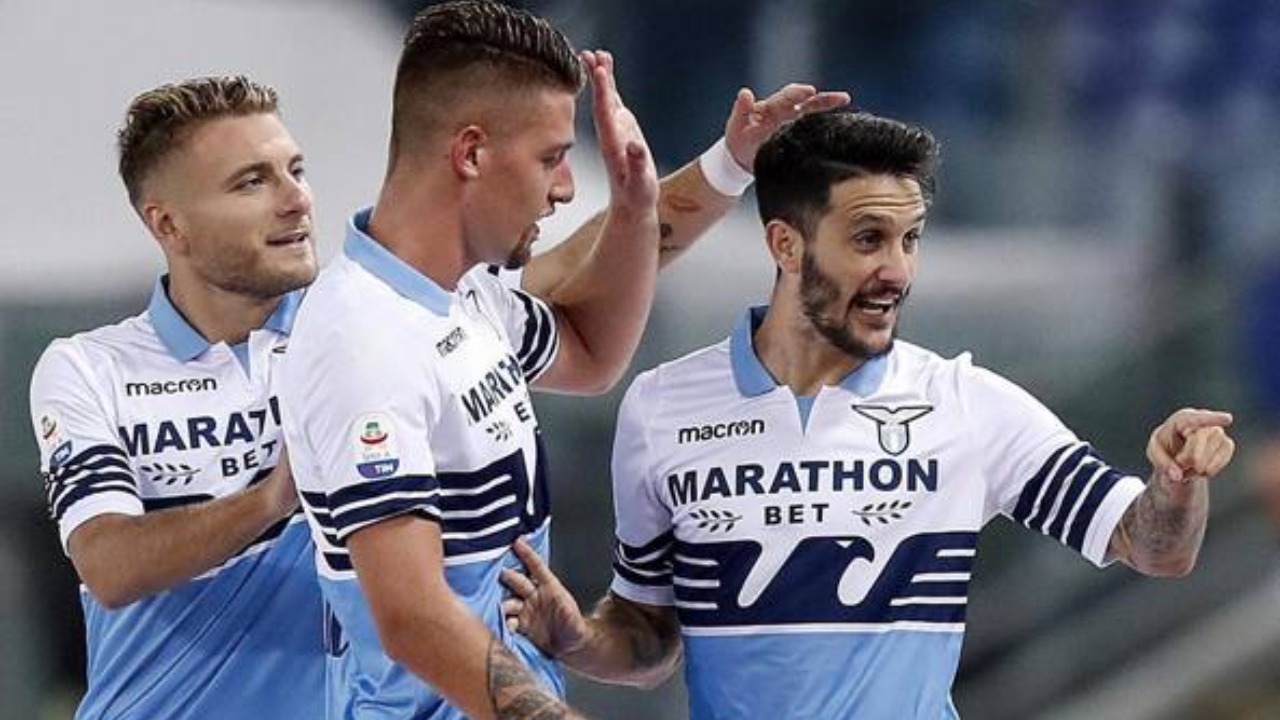Lazio fillon revolucionin në klub, dalin në merkato dy yjet e ekipit