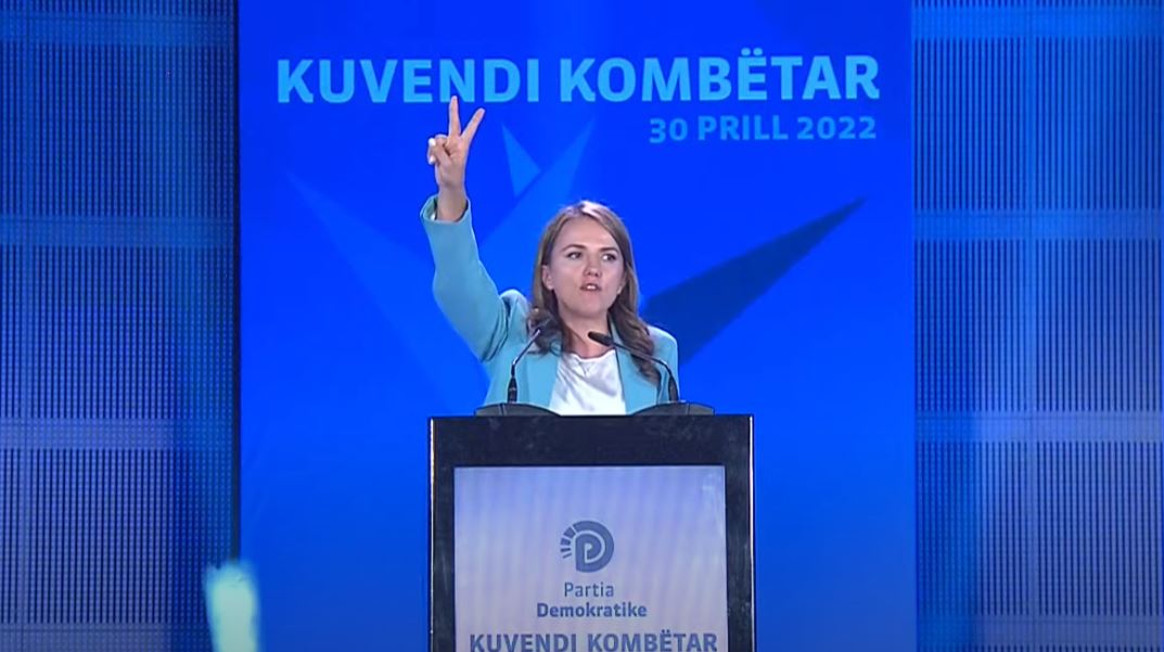 “Kemi bërë disa gabime”, Rudina Hajdari: PD është partia më e bukur në botë