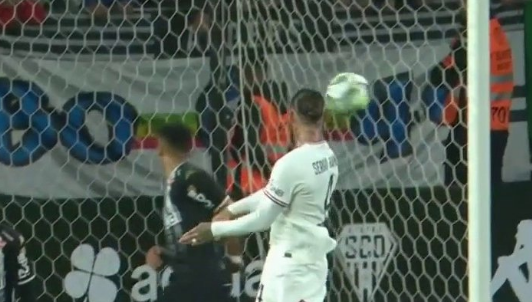 VIDEO/ Sergio Ramos gjen dritë në fund të tunelit, rikthehet me gol