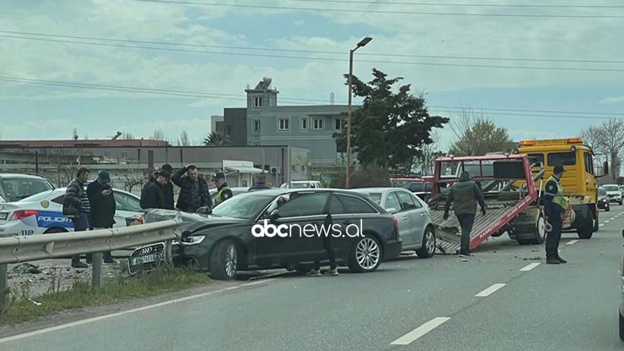 Aksident në Lezhë, Audi përplaset me Benz-in