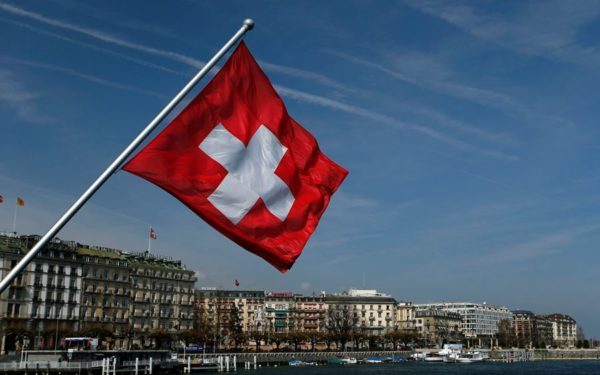 Zvicra heq të gjitha kufizimet për udhëtarët shqiptarë