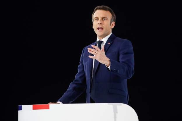 Masakra në Bucha, Macron kërkon më shumë sanksione ndaj Rusisë