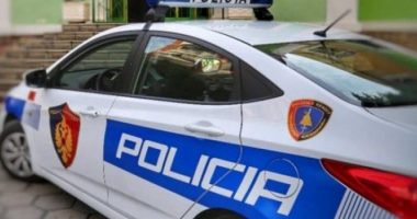 Sherr mes dy grave në Tiranë, njëra kap gurin dhe i sulet tjetrës, ndërhyrja e policisë shmang më të keqen