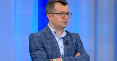 Erlis Çela: Raporti i DASH, më negativi që ka marrë Shqipëria në 10 vitet e fundit