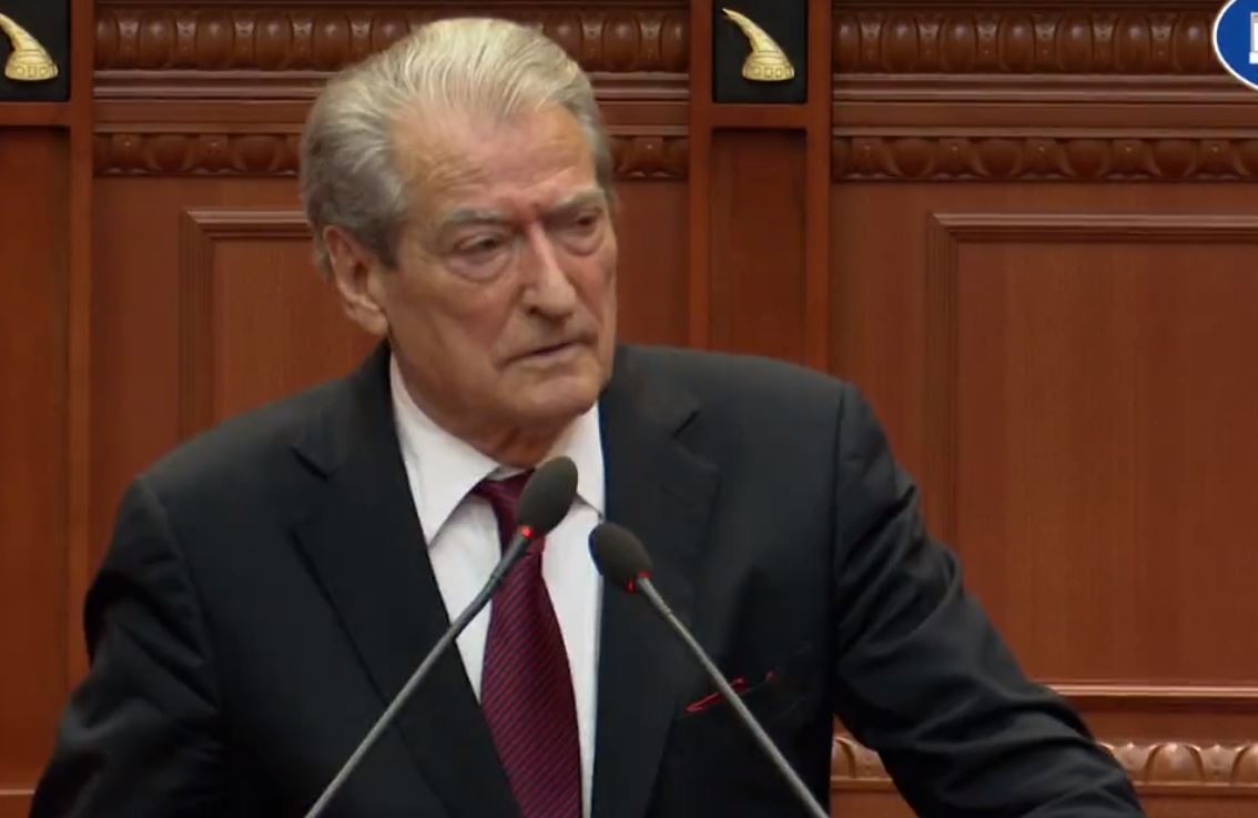 Incidenti me Alibeajn, Berisha-Nikollës: Do marrësh përgjigjen e merituar