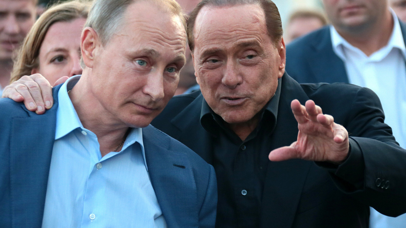 “Lotët” e Berlusconit: Jam i zhgënjyer me mikun tim Putin, ai gjithmonë është dukur demokrat