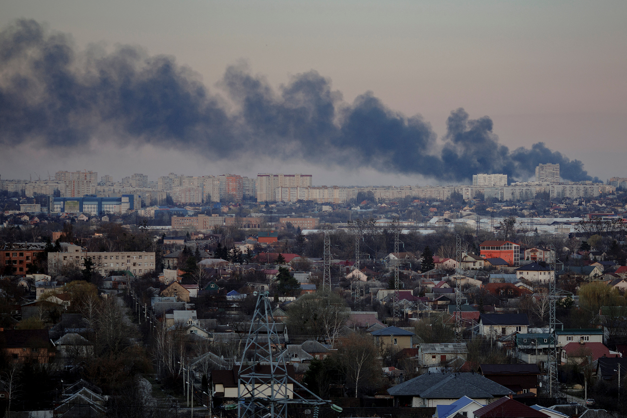 Forcat ruse bombardojnë Kharkiv-in, raportohet për 15 të plagosur