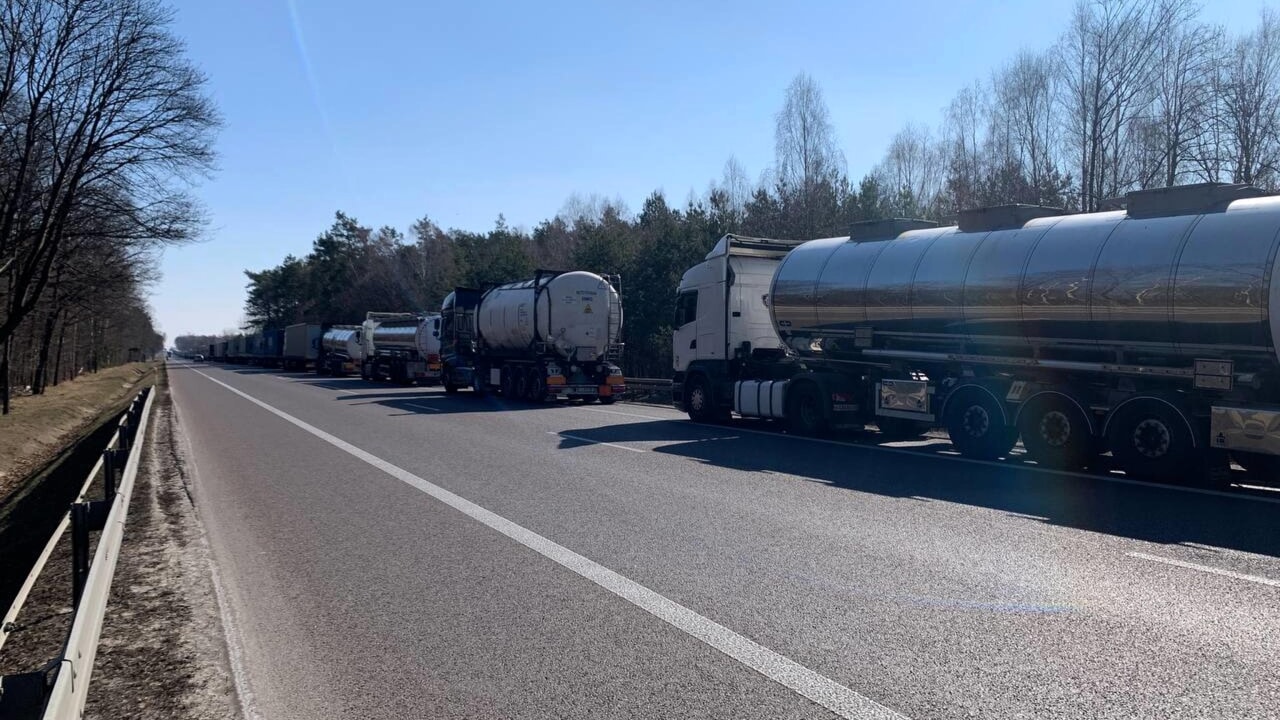 BE mbyll kufijtë për kamionët ruse, rradhë prej 80 km në kufirin polak