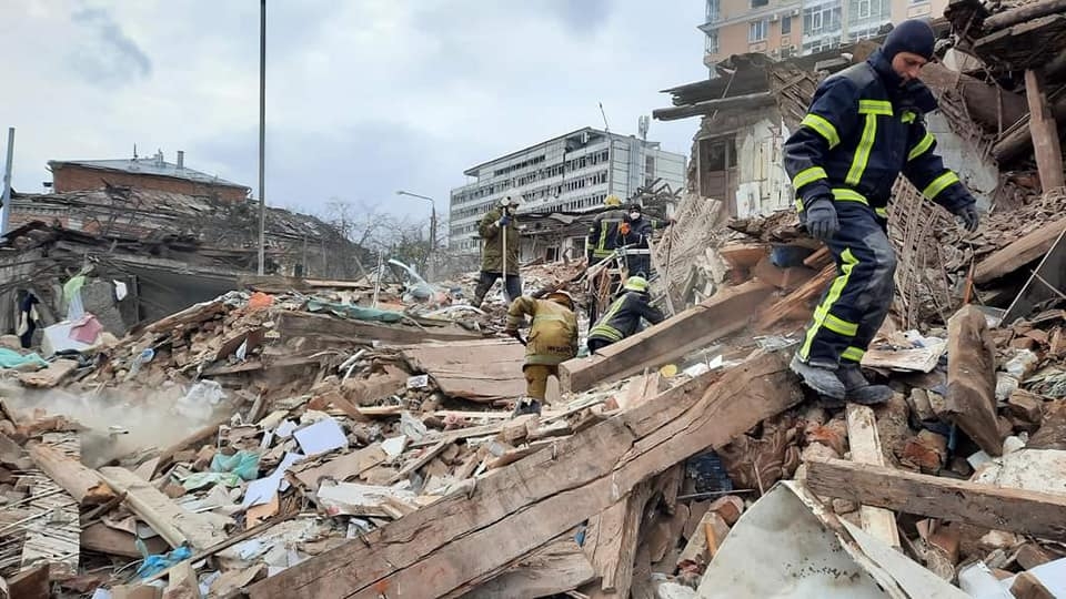 Bombardimet ruse në Kharkiv, humbin jetën 7 persona plagosen 34 të tjerë