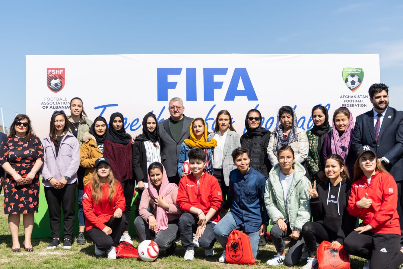 “Së bashku për futbollin”, FSHF përkrah Kombëtaren e futbollit të vajzave të Afganistanit