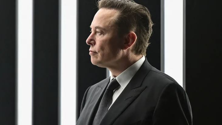 Elon Musk siguron 46 miliardë dollarë për të blerë Twitter