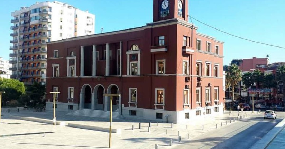 Gjykata kthen mbrapsht shkarkimin e nënkryetarit të Bashkisë Durrës