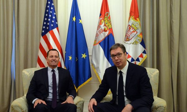 Grenell i uron fitoren Vuçiçit: Kemi ende shumë për të bërë së bashku