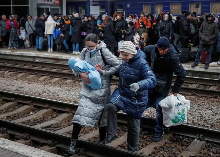 “Situata në rrugët e Ukrainës e rrezikshme”, sot nuk do të hapet asnjë korridor humanitar