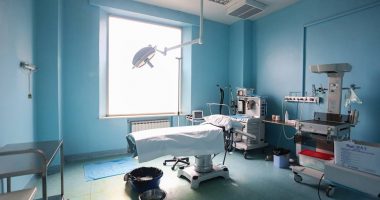 Lindi në tualetin e QSUT-së: Ku ndodhet tani e reja, gjendja e bebit dhe si reagoi i ati