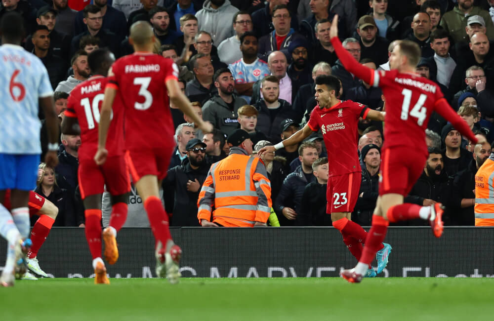 VIDEO/ Liverpool pa mëshirë, thyen me “poker” Manchester United
