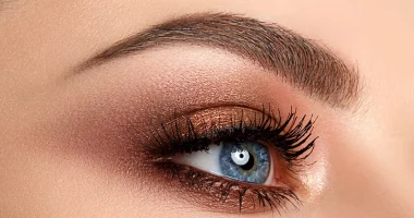 Katër arsye pse duhet të filloni gjithmonë grimin me sytë