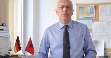 Zingraf: Hezitimi i investitorëve gjermanë jo vetëm nga COVID-19, ka arsye strukturore