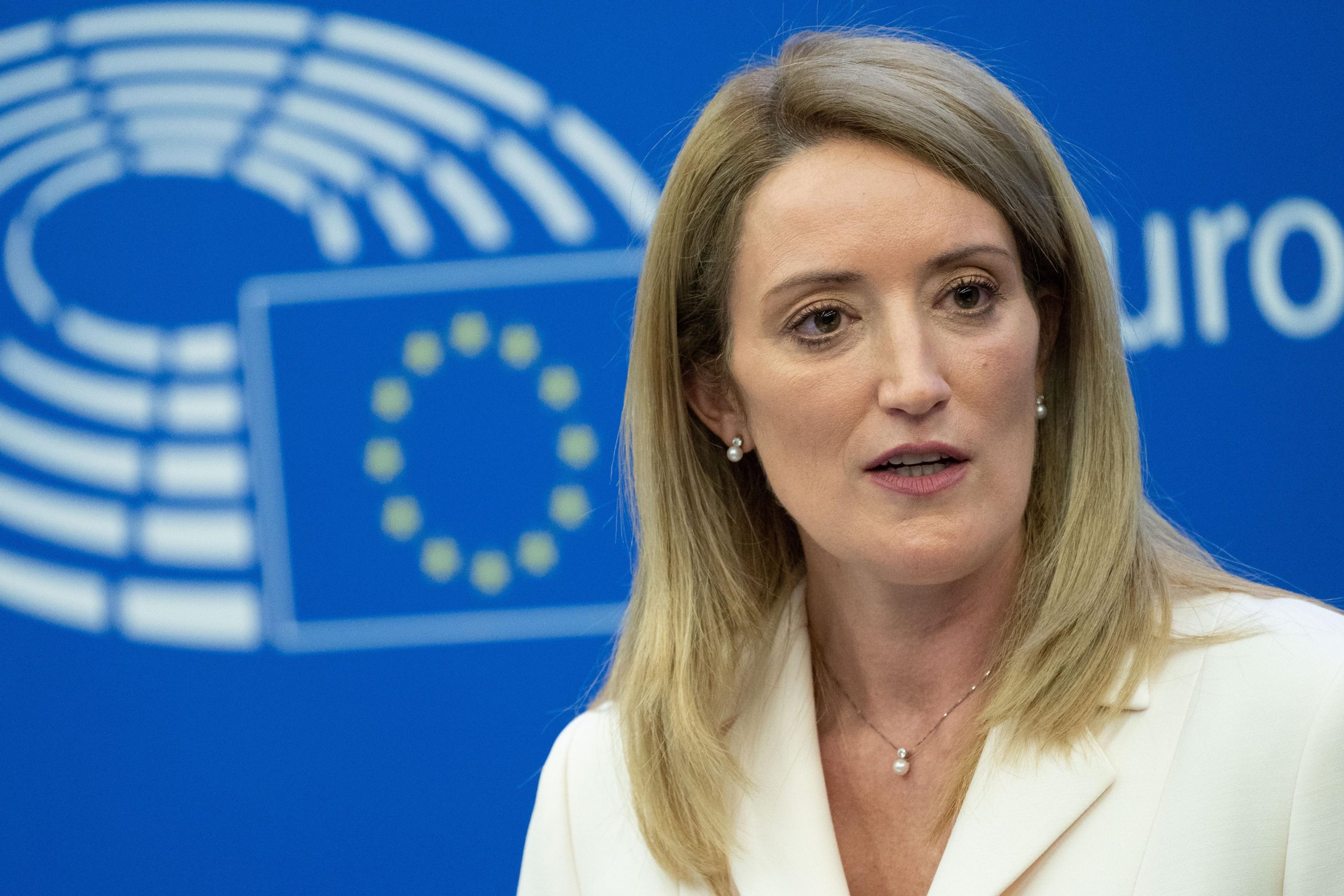 Presidentja e PE-së: Thirrjet për liberalizim vizash për Kosovën po hasin në veshë të shurdhër