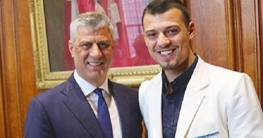 “Babain nuk e kam afër si në ditën kur linda”, djali i Thaçit dedikim emocionues për 23-vjetorin e tij