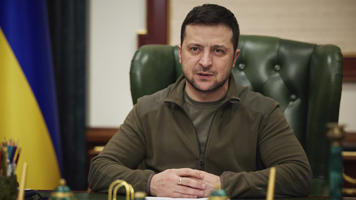 Zelensky: “Rusët po fshehin mijëra të vdekur në Mariupol”