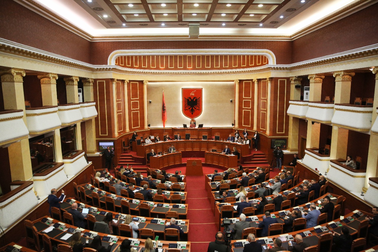 Deputetët e PD kërkesë Kuvendit: Të ngrihet Komisioni i Posaçëm për verifikimin e investimeve strategjike