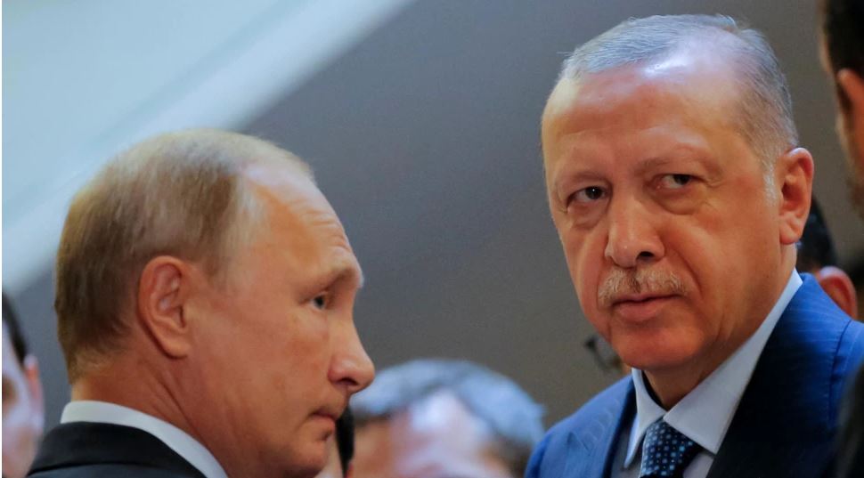 Putin bisedon me Erdoganin për bllokadën në portet ukrainase