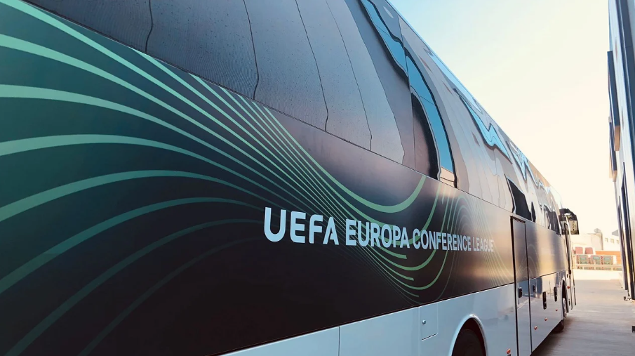 Skuadra e Feyenoord mbërrin sot në Tiranë, marrin autobus me qira