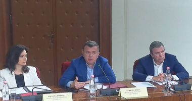 Pasuesi i Metës, Balla-Alibeajt: Na sillni emra për kandidatë, po a i siguroni dot 20 firma deputetësh?