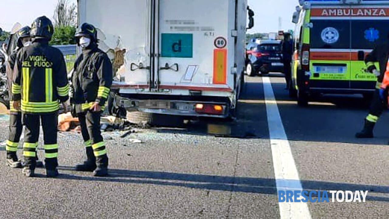 U përplas me një kamion në Itali, shqiptari vdes në aksident
