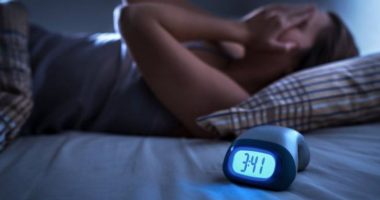 Këto janë gabimet që bëni para gjumit