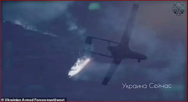 VIDEO/ Momenti kur droni i Ukrainës hedh në erë “anijen speciale” të paradës së Putinit