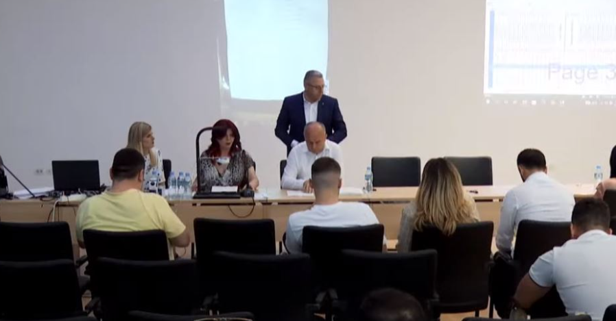 PD holds a minute of silence for Nishani’s death