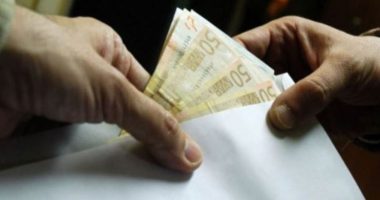 Vetëm tek këto shenja mund të merrni para borxh