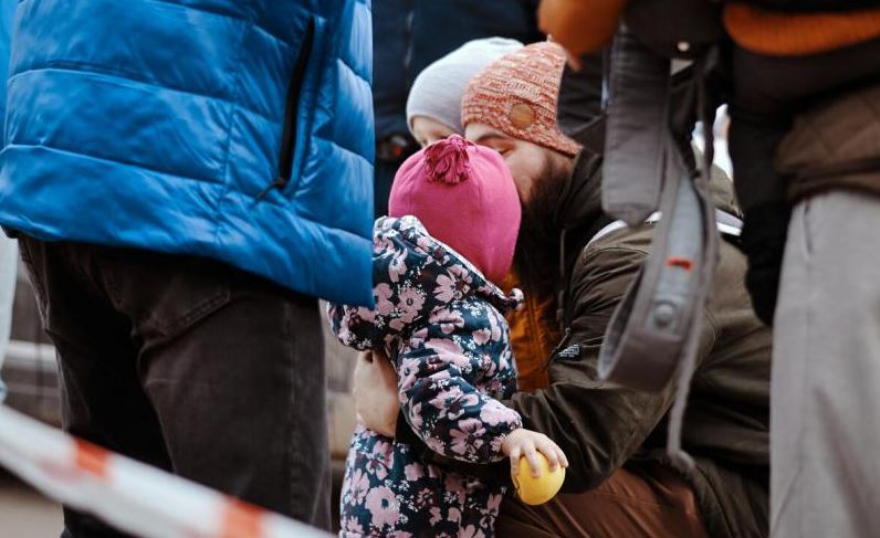 UNICEF: Të paktën 100 fëmijë kanë humbur jetën brenda një muaji në Ukrainë