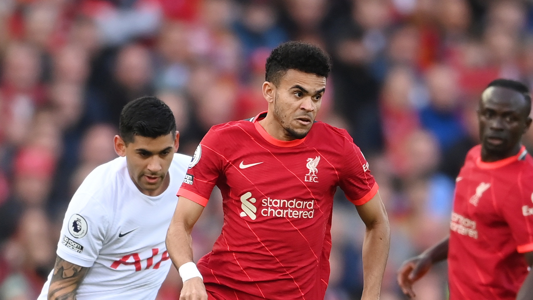 VIDEO/ Tottenham asist për City, ndalon Liverpool në “Anfield”