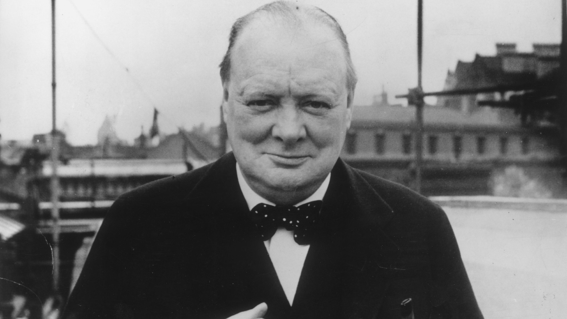 Bota sipas Churchillit