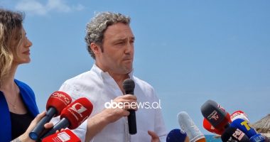 Hapet sezoni turistik në Velipojë