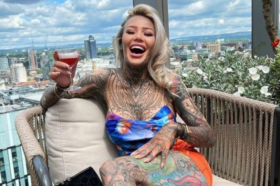 Ka kaluar mbi 10 vjet duke e mbuluar trupin e saj, kjo është britanikja me më shumë tatuazhe
