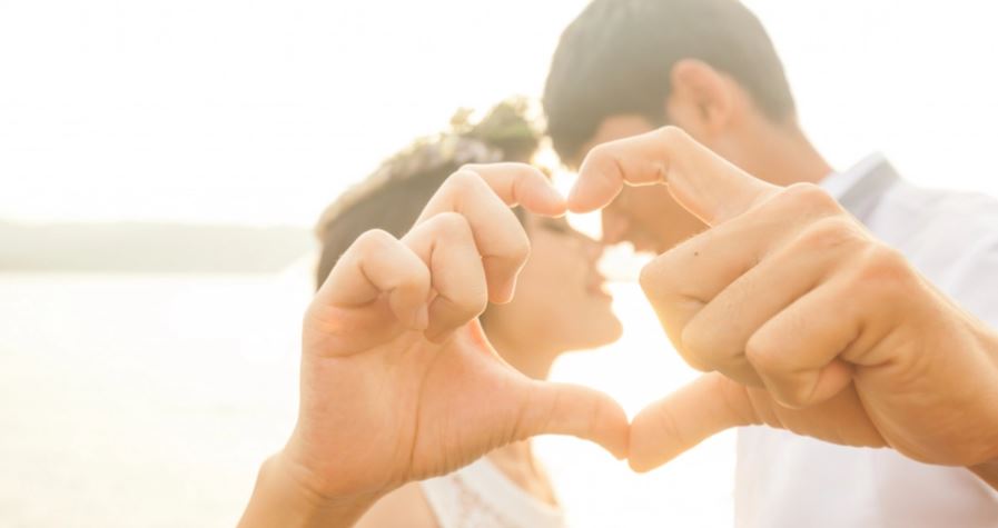 Askush nuk mund të ndërhyrë mes tyre, tre çiftet e horoskopit që u mbijetojnë të gjitha sfidave